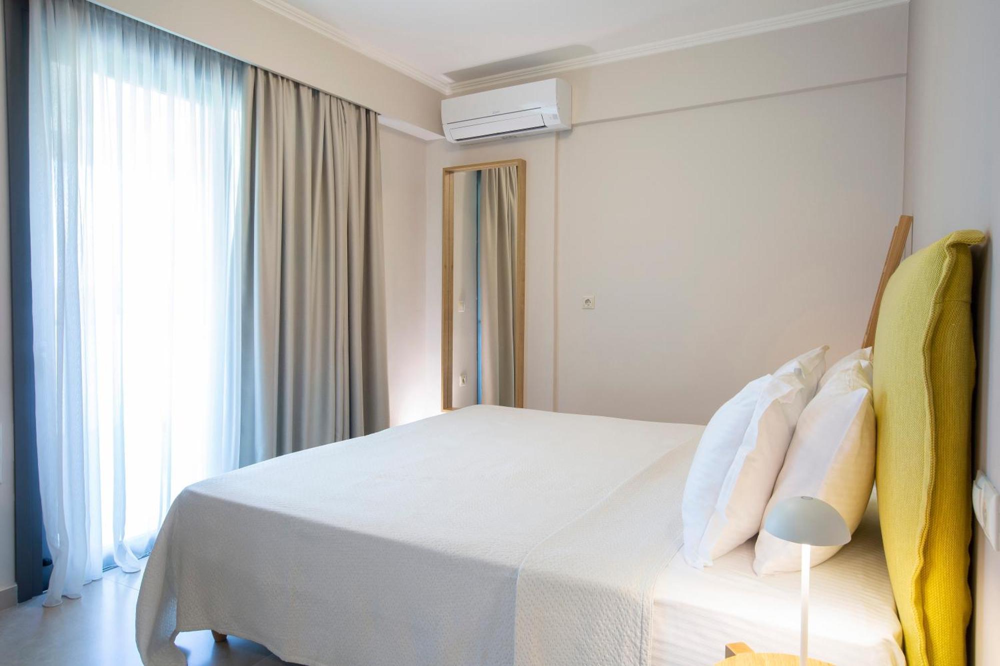 Zisis Suites Nydri  Phòng bức ảnh