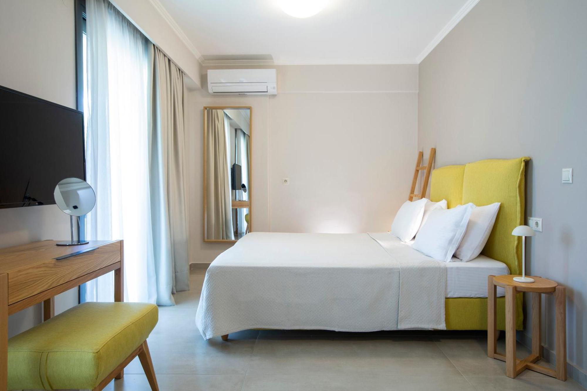 Zisis Suites Nydri  Phòng bức ảnh